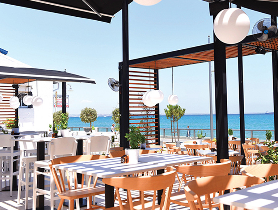 Bolivar with the view of the sunset